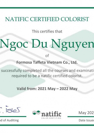 Ngoc Du, natific Certified Colorist